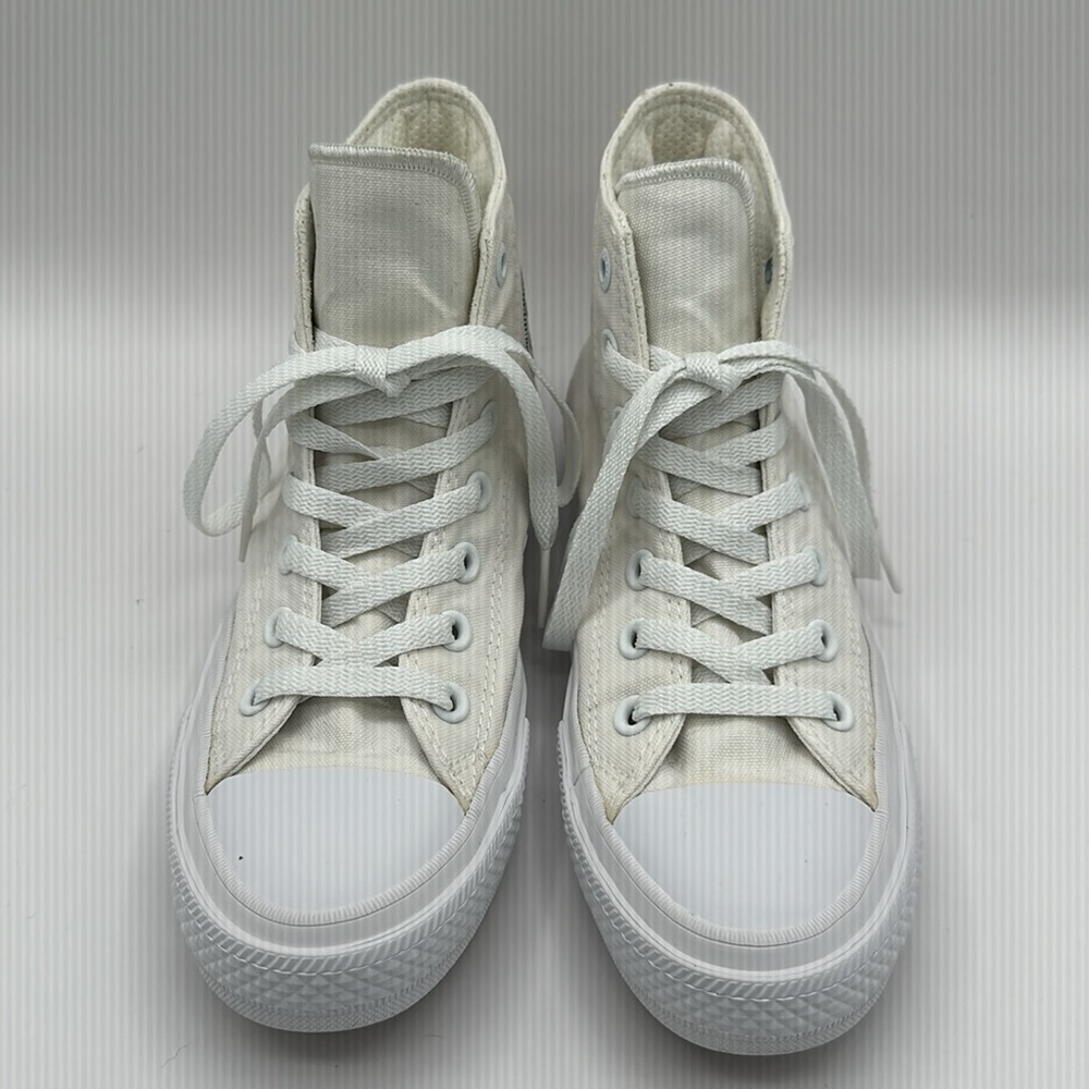 Converse Chuck Taylor All Star Women’s Size 5 High Top Classic White - Picture 9 of 12
